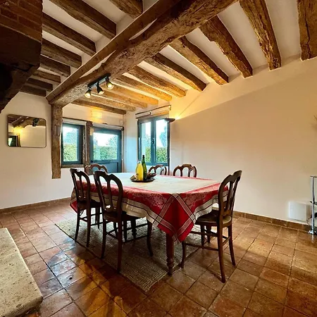 La Maison Corniere Apartment *